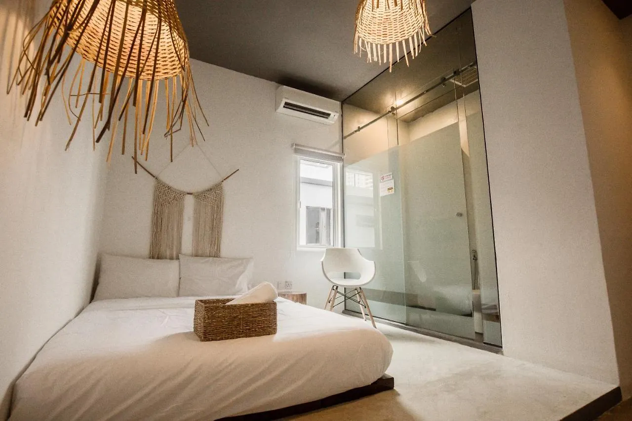 Amazing Home Inn George Town Homestay